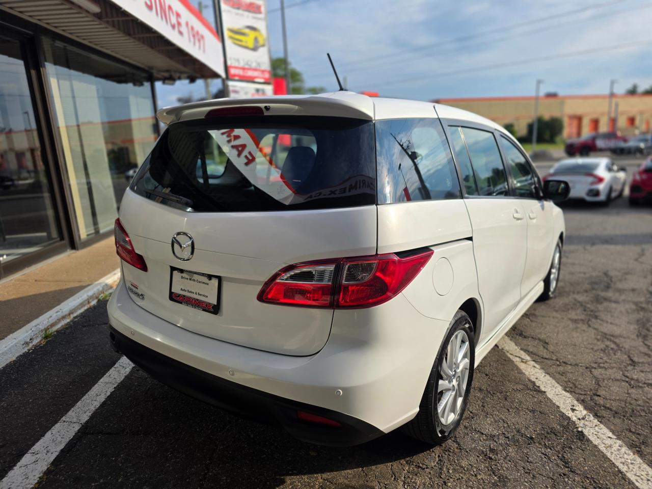 2015 Mazda MAZDA5 GS Sunroof | Parking Sensors | Backup Camera Photo4