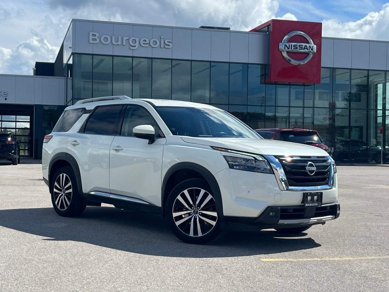 Used 2023 Nissan Pathfinder Platinum 4WD for sale in Midland, ON
