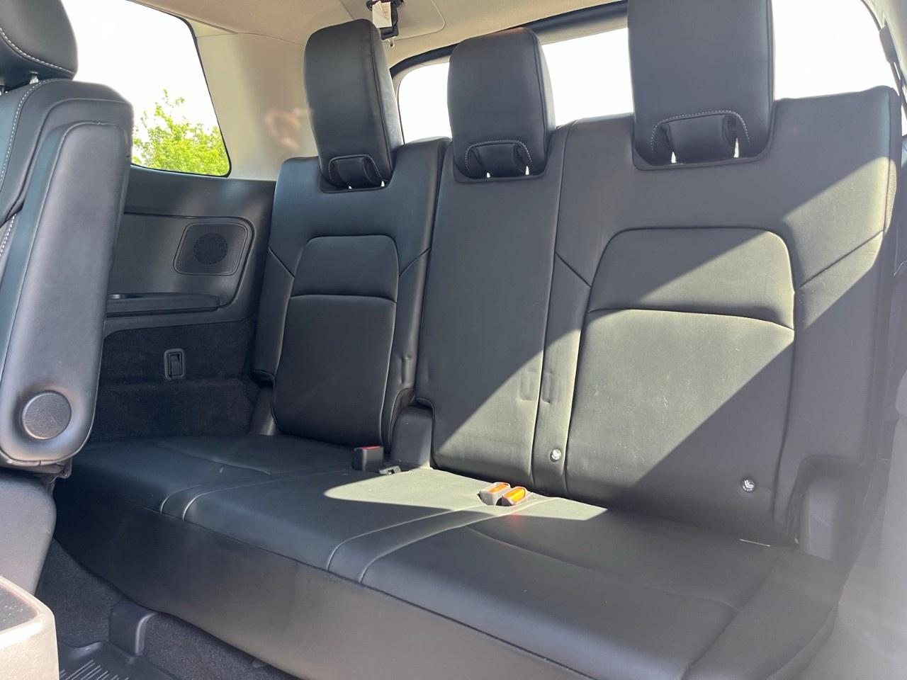 2023 Nissan Pathfinder Platinum 4WD Photo