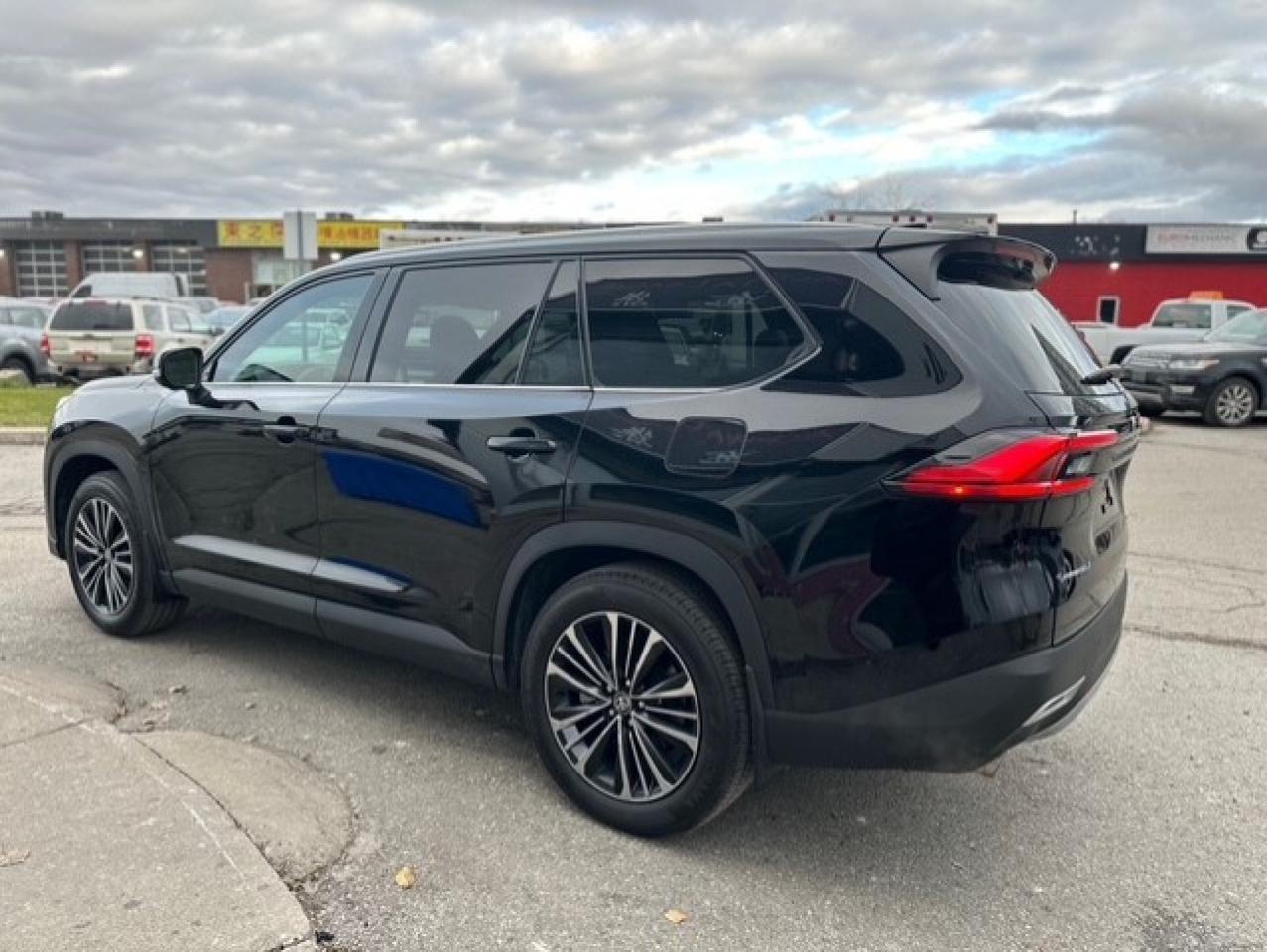 2024 Toyota Grand Highlander Hybrid MAX Platinum Photo