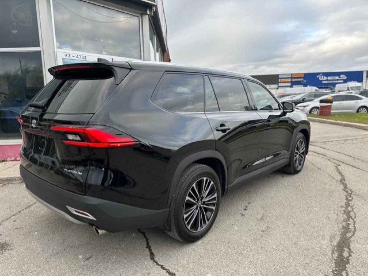 2024 Toyota Grand Highlander Hybrid MAX Platinum Photo