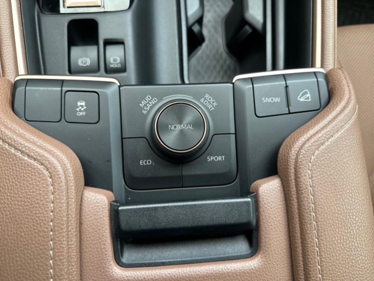 2024 Toyota Grand Highlander Hybrid MAX Platinum Photo