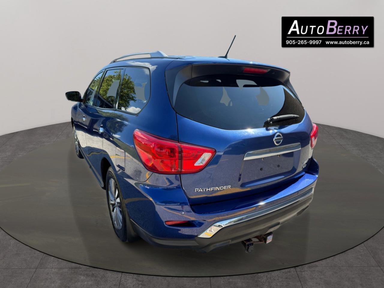 2018 Nissan Pathfinder SV 4X4 Photo