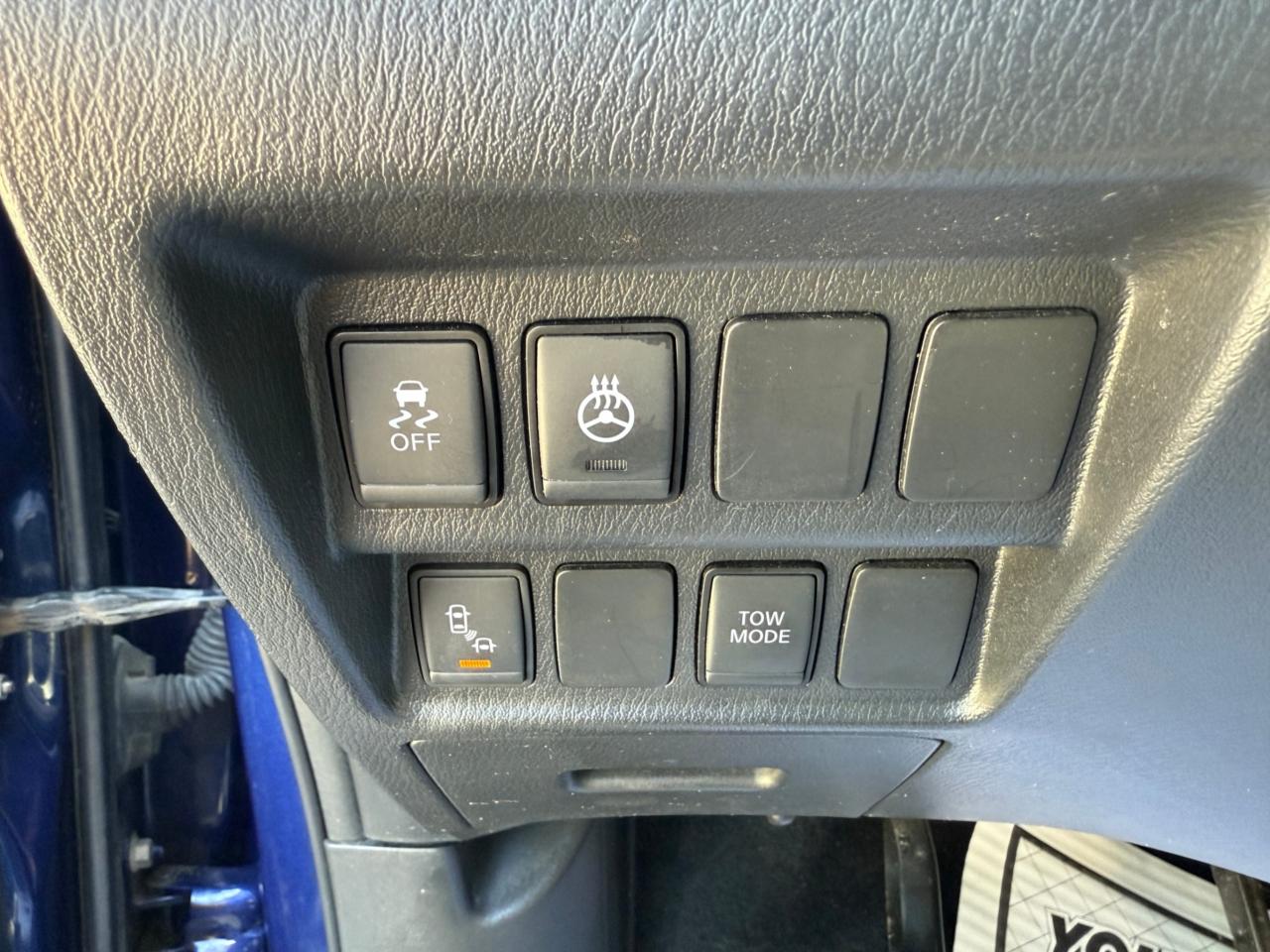 2018 Nissan Pathfinder SV 4X4 Photo