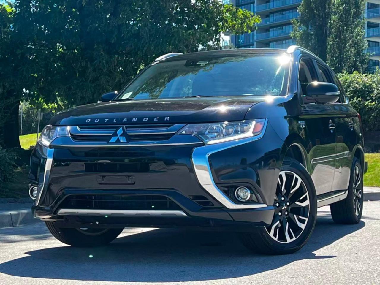 Used 2018 Mitsubishi Outlander Phev SE S-AWC/ NO ACCIDENT/ LOW KM/ 360 BACKUP CAMERA for sale in Richmond, BC