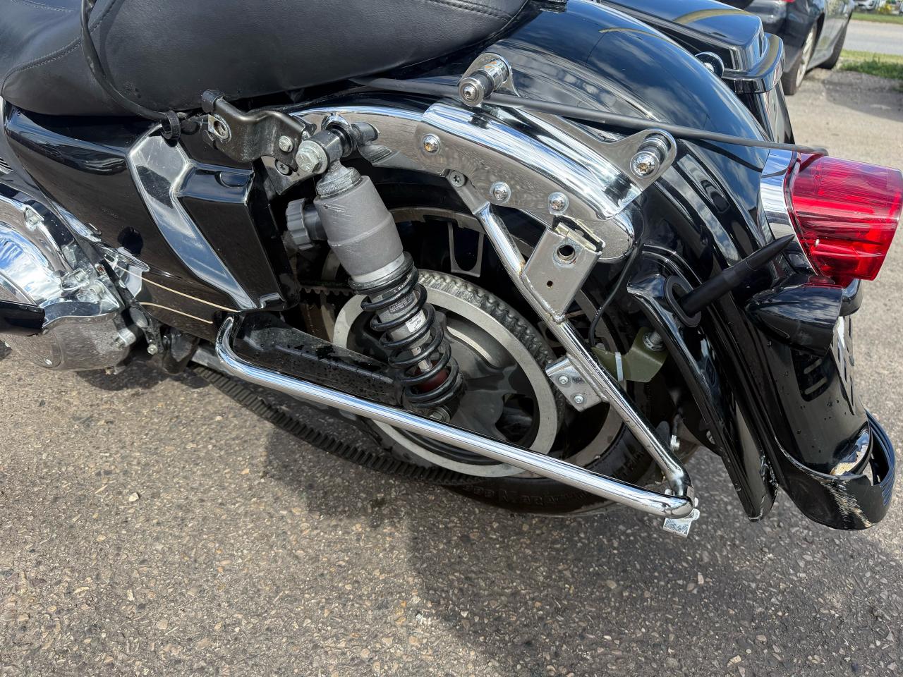 2011 Harley-Davidson FLTRU Road Glide Ultra 103CI, 6 SPD,DAMAGED, NO KEYS, CLEAN TITLE, AS IS - Photo #11