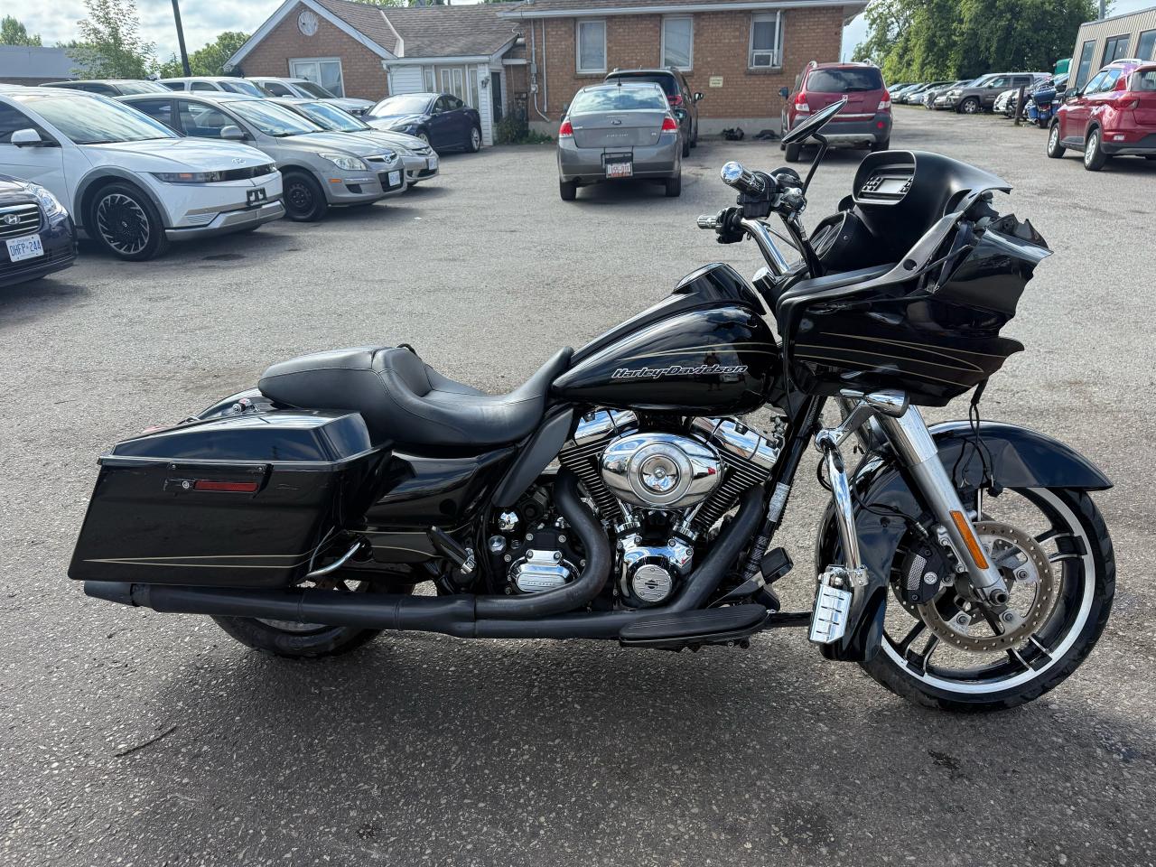 2011 Harley-Davidson FLTRU Road Glide Ultra 103CI, 6 SPD,DAMAGED, NO KEYS, CLEAN TITLE, AS IS - Photo #6