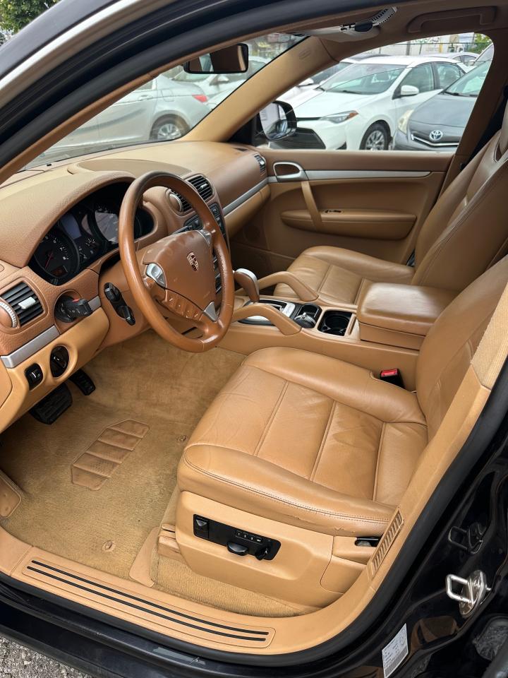 2006 Porsche Cayenne  Photo2