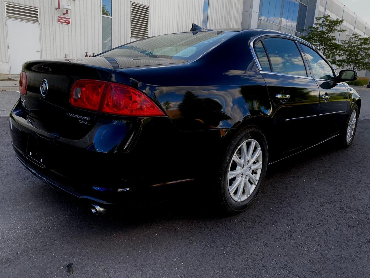 2010 Buick Lucerne CXL - Photo #8