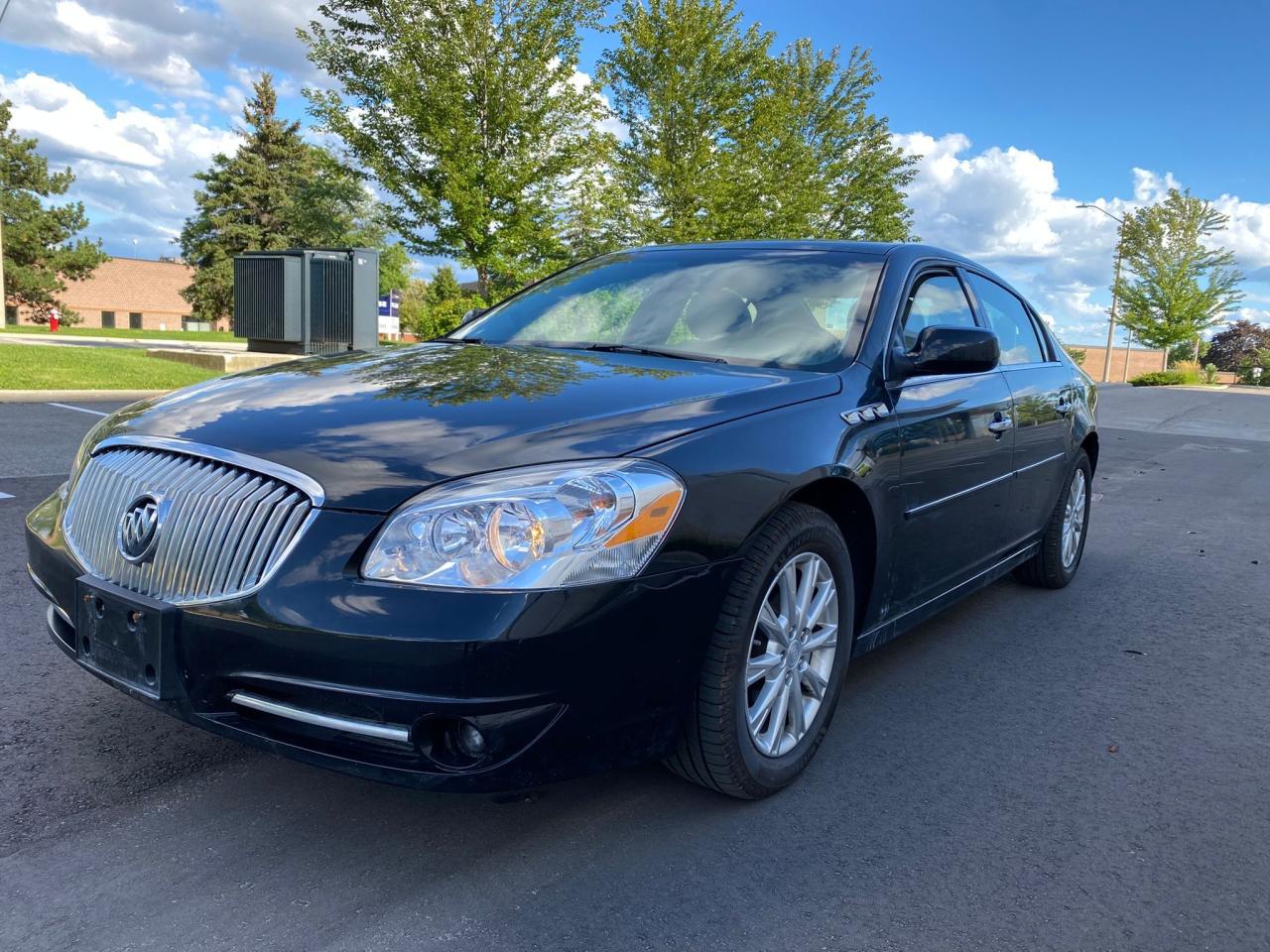 2010 Buick Lucerne CXL - Photo #2