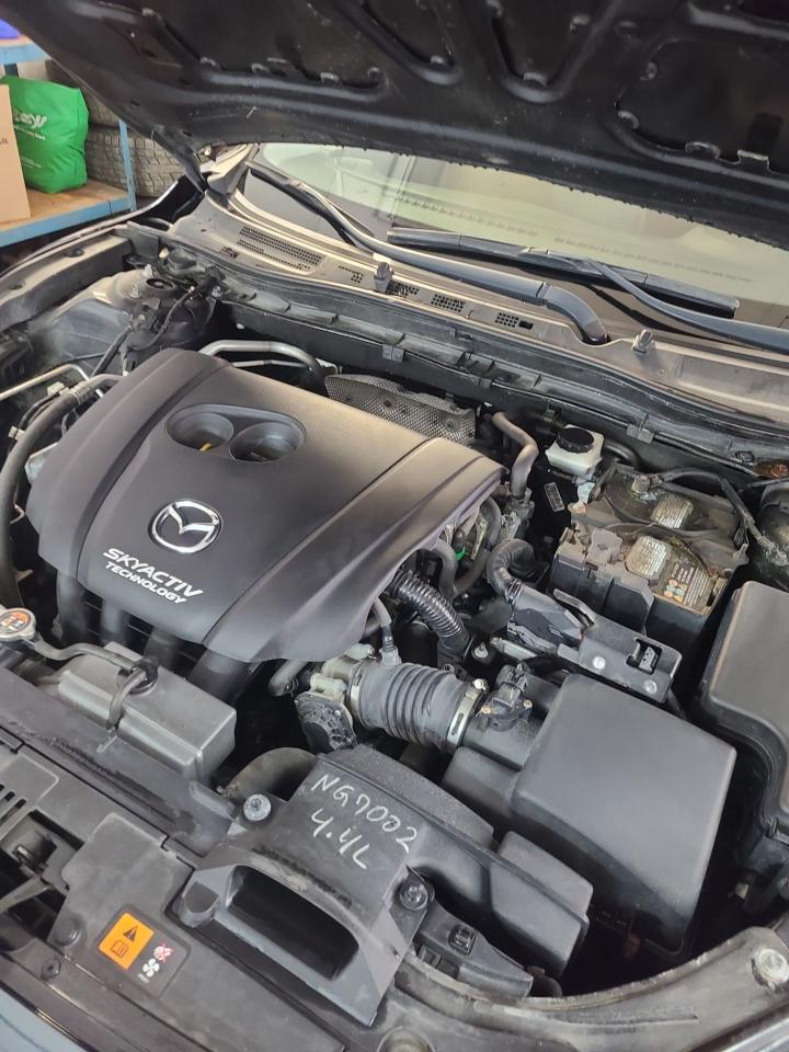 2017 Mazda MAZDA3 GX - Photo #8