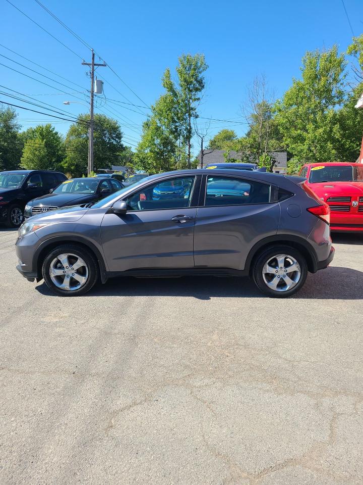 2016 Honda HR-V LX - Photo #2