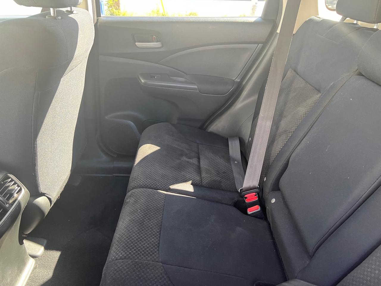 2015 Honda CR-V LX - Photo #8