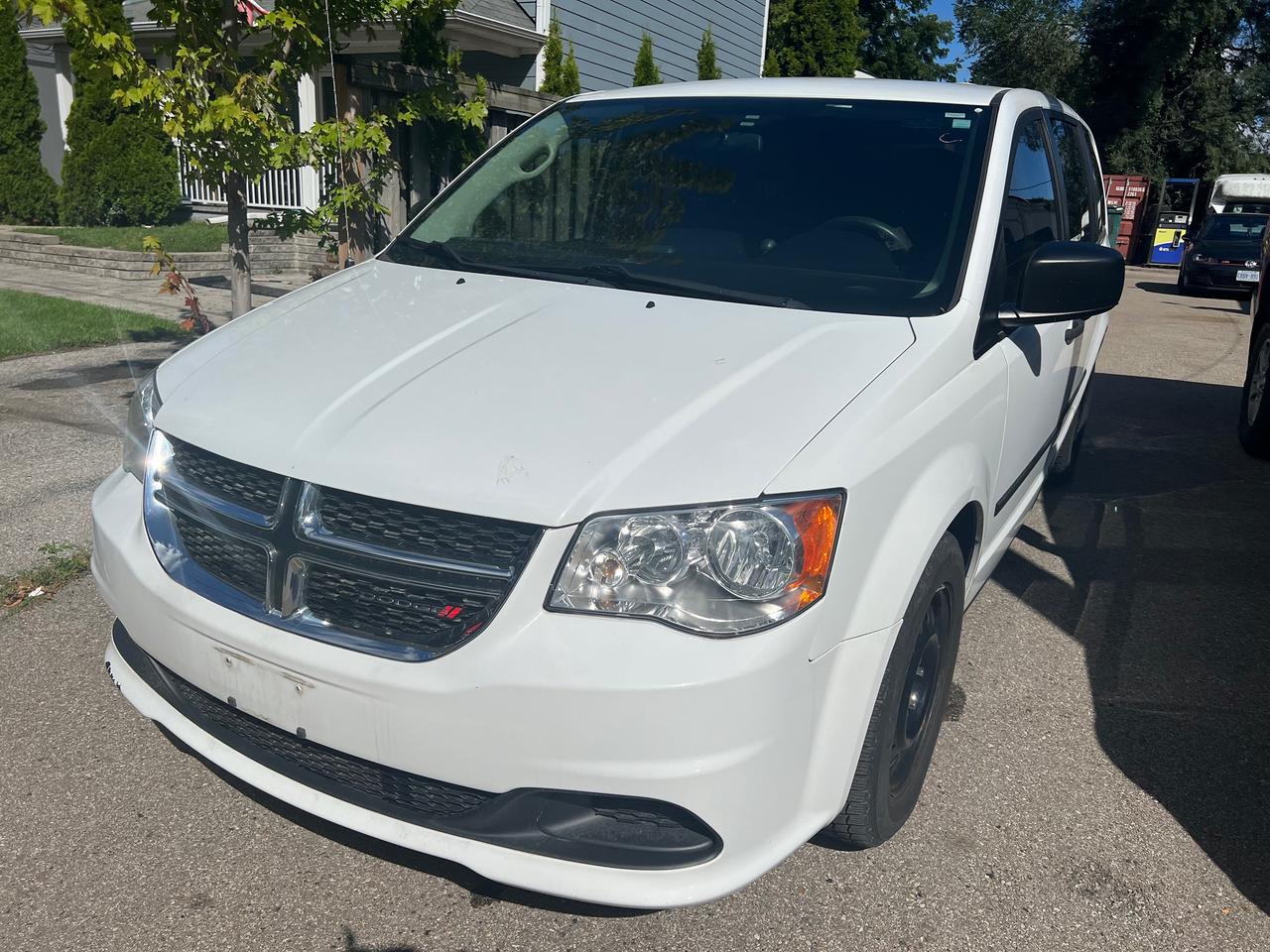 2016 Dodge Grand Caravan CANADA VALUE PACKAGE - Photo #1