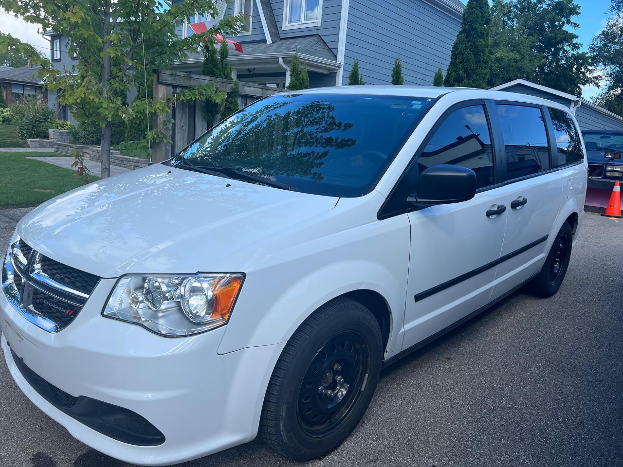 2016 Dodge Grand Caravan CANADA VALUE PACKAGE Photo4