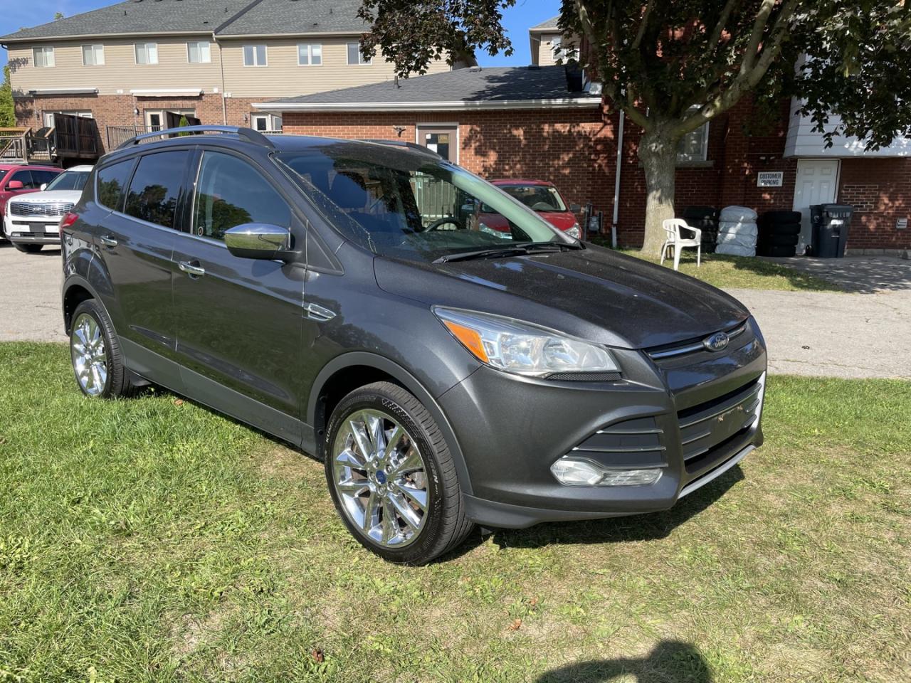 2016 Ford Escape SE 4WD *Leather /  Chrome Package - Photo #8
