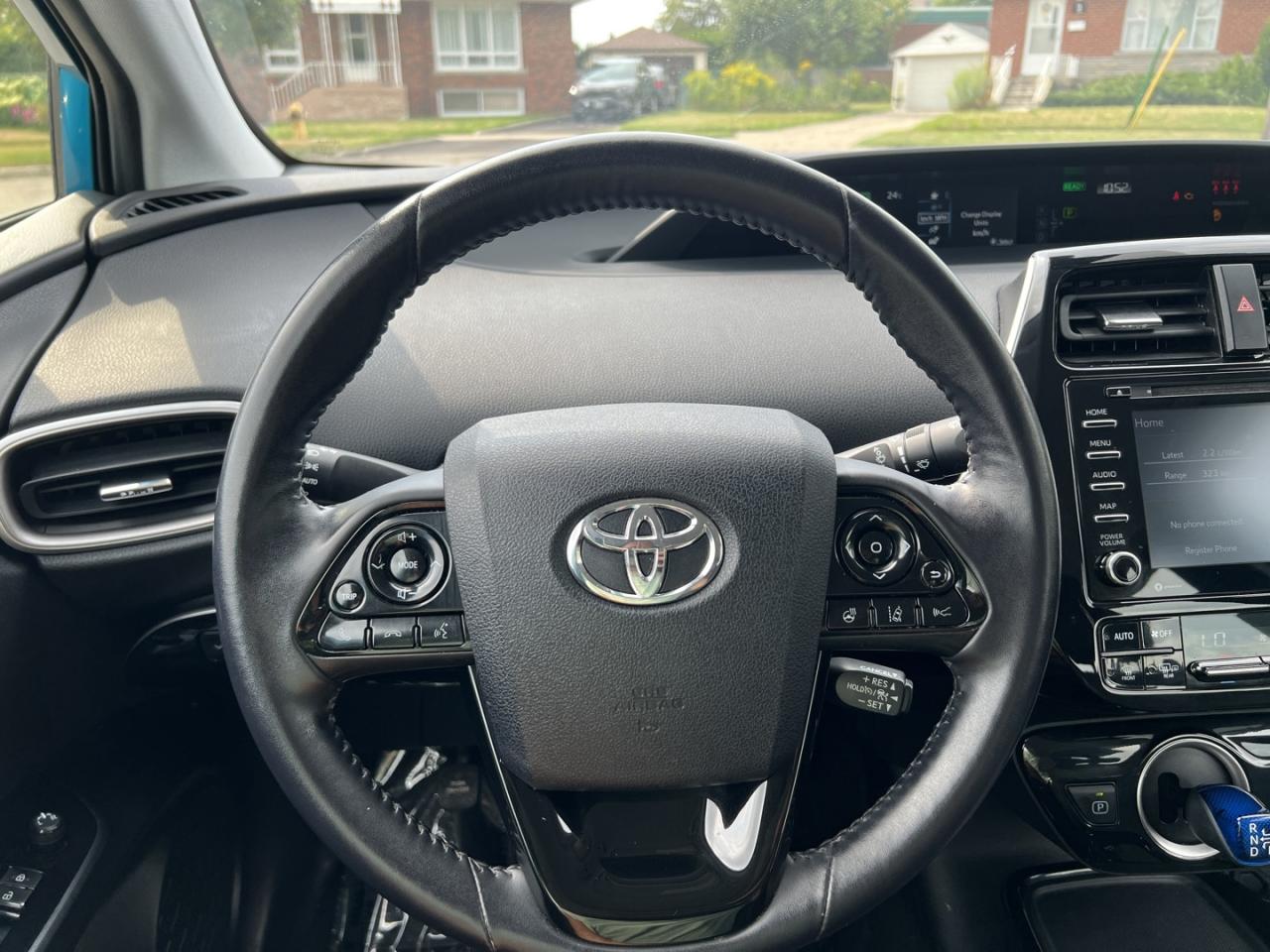 2021 Toyota Prius PRIME - Photo #17