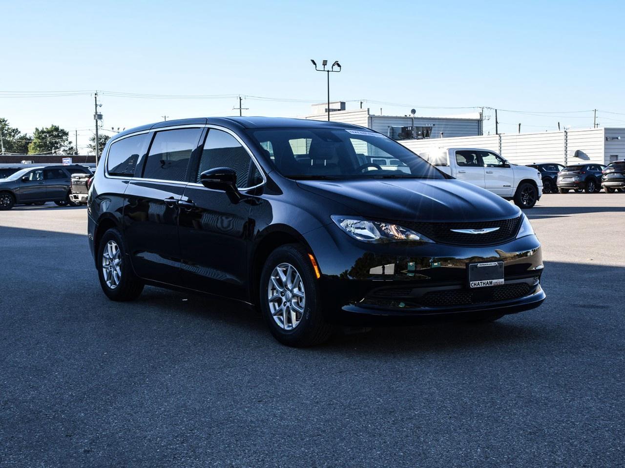 2026 Dodge Grand Caravan SXT 2WD Photo4