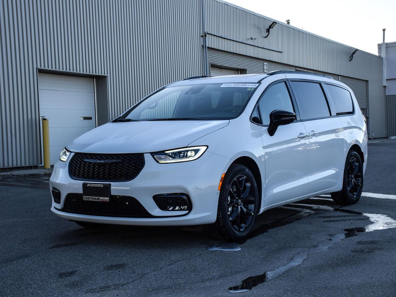 2026 Chrysler Pacifica Limited FWD Photo0