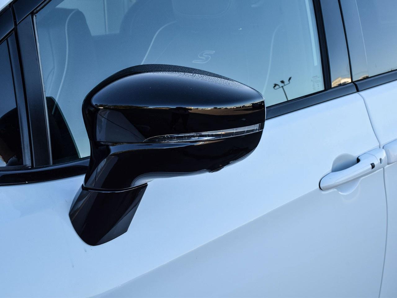 2026 Chrysler Pacifica Limited FWD Photo