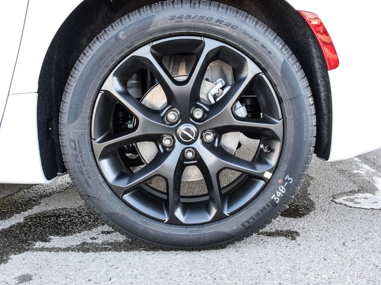 2026 Chrysler Pacifica Limited FWD Photo