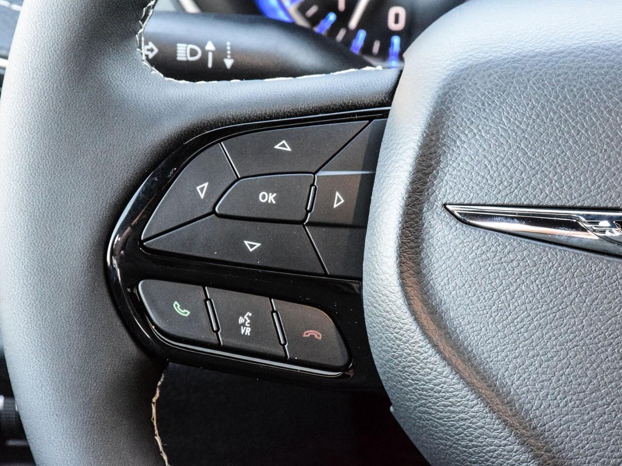 2026 Chrysler Pacifica Limited FWD Photo