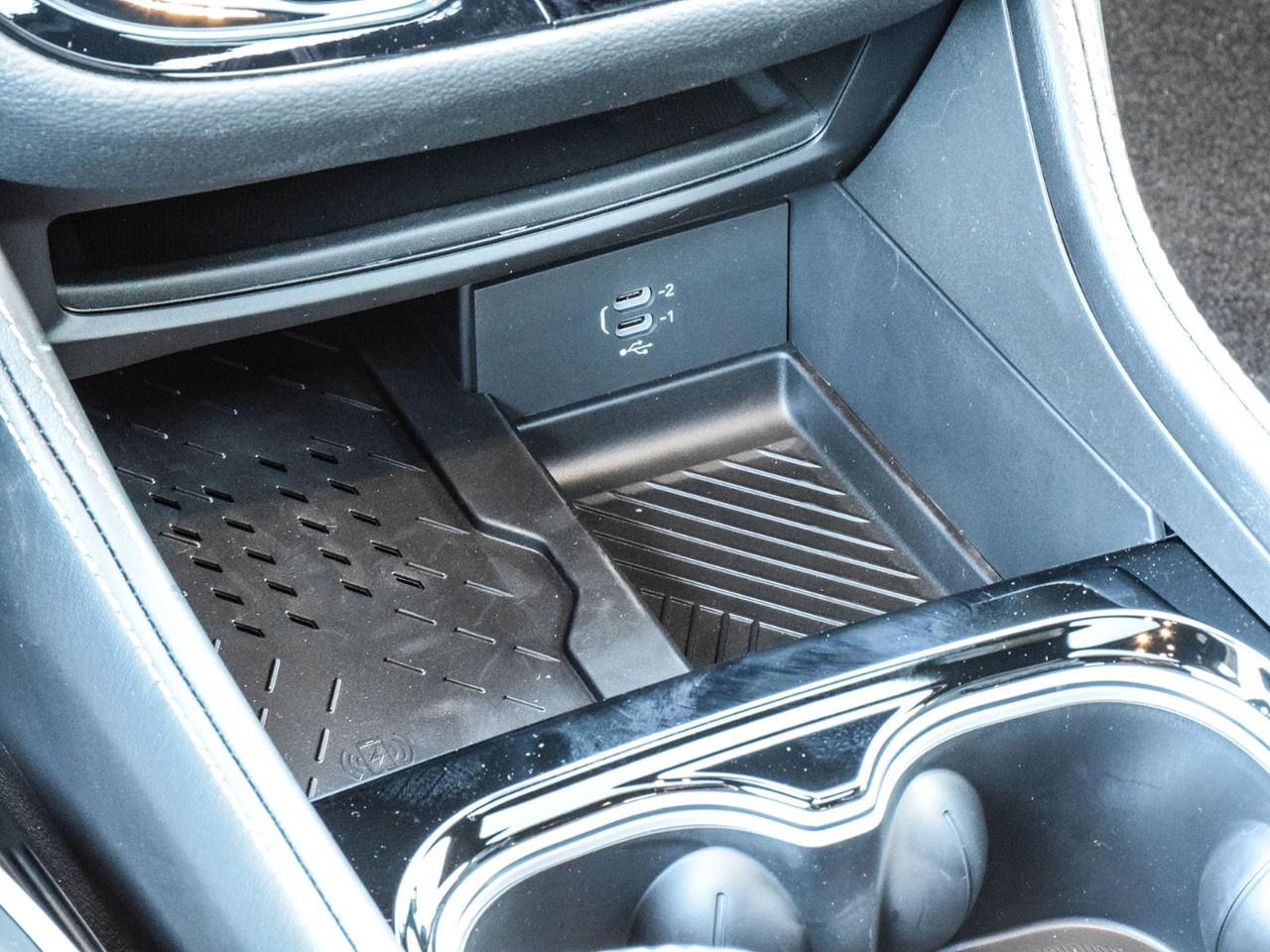 2026 Chrysler Pacifica Limited FWD Photo