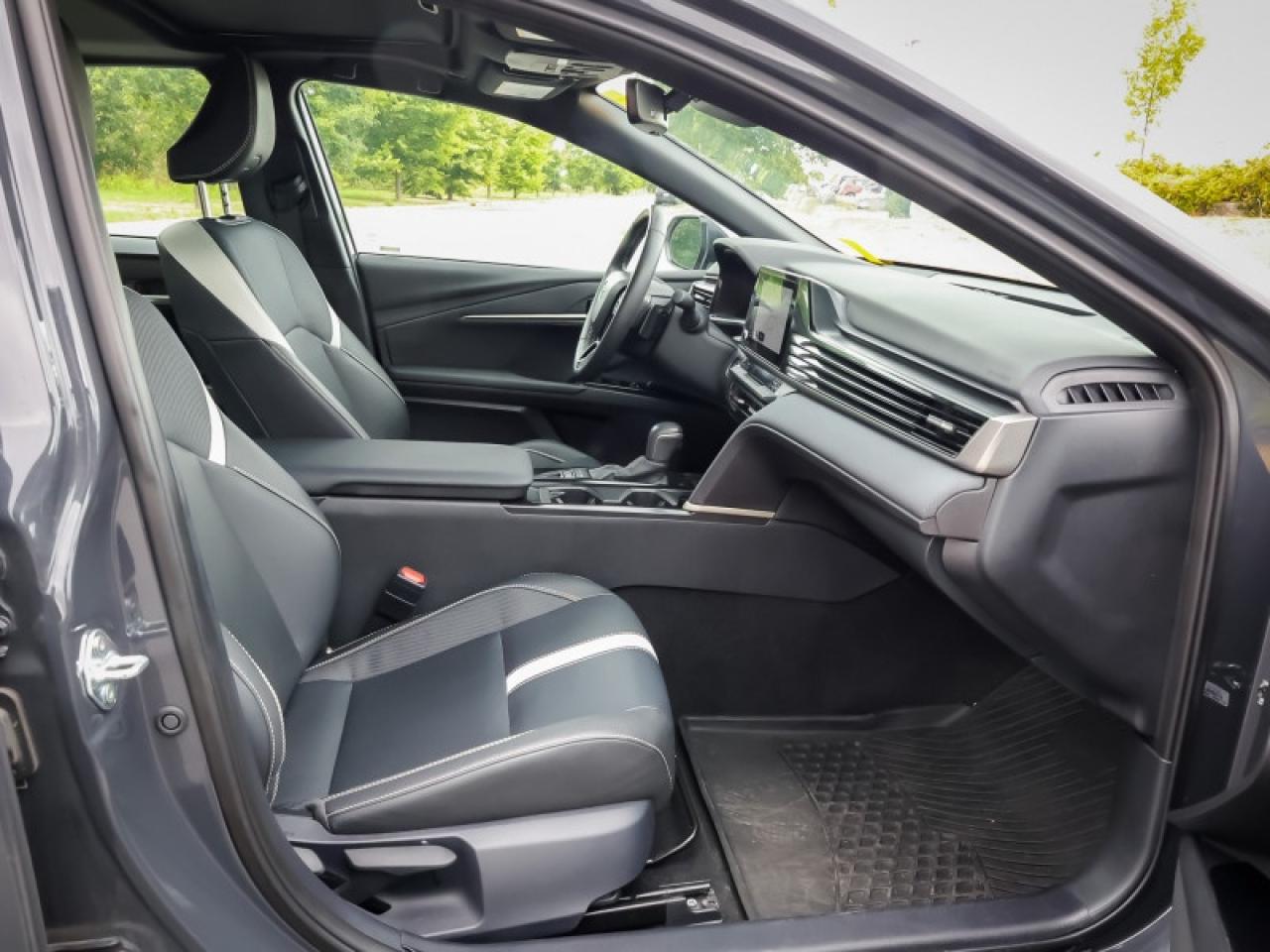 2025 Toyota Camry SE Upgrade  - Moonroof -  Heated Seats - $278 B/W Photo