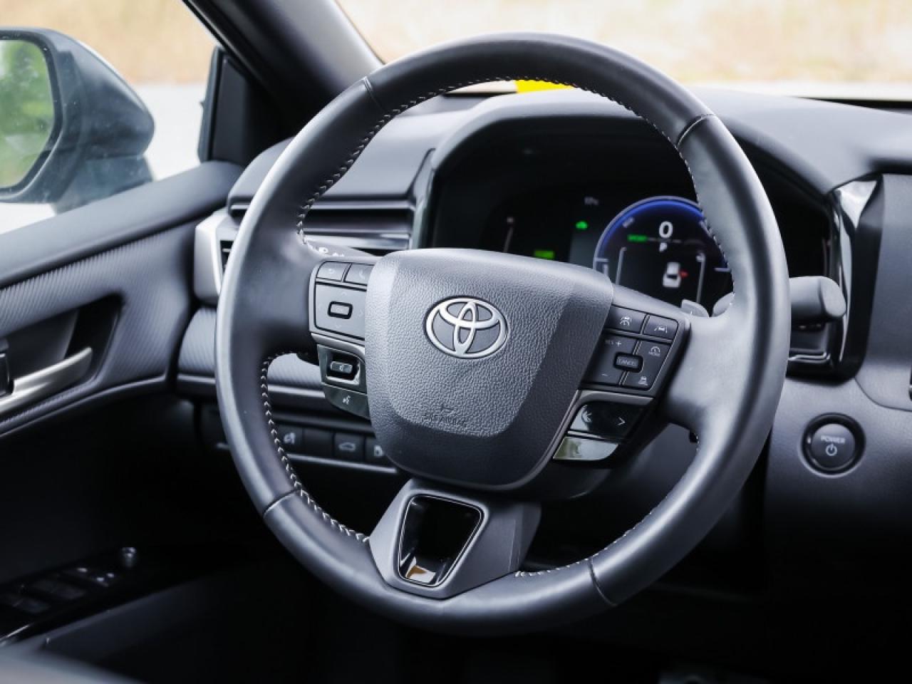 2025 Toyota Camry SE Upgrade  - Moonroof -  Heated Seats - $278 B/W Photo