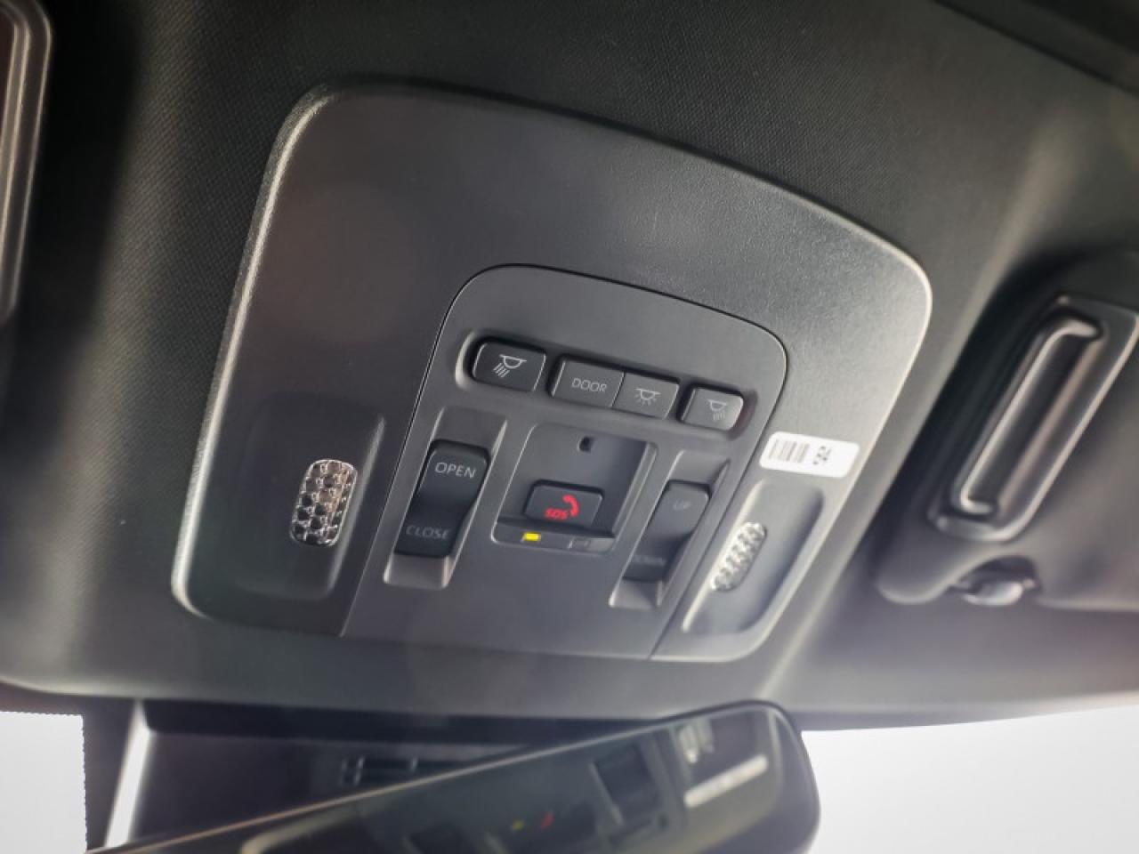 2025 Toyota Camry SE Upgrade  - Moonroof -  Heated Seats - $278 B/W Photo