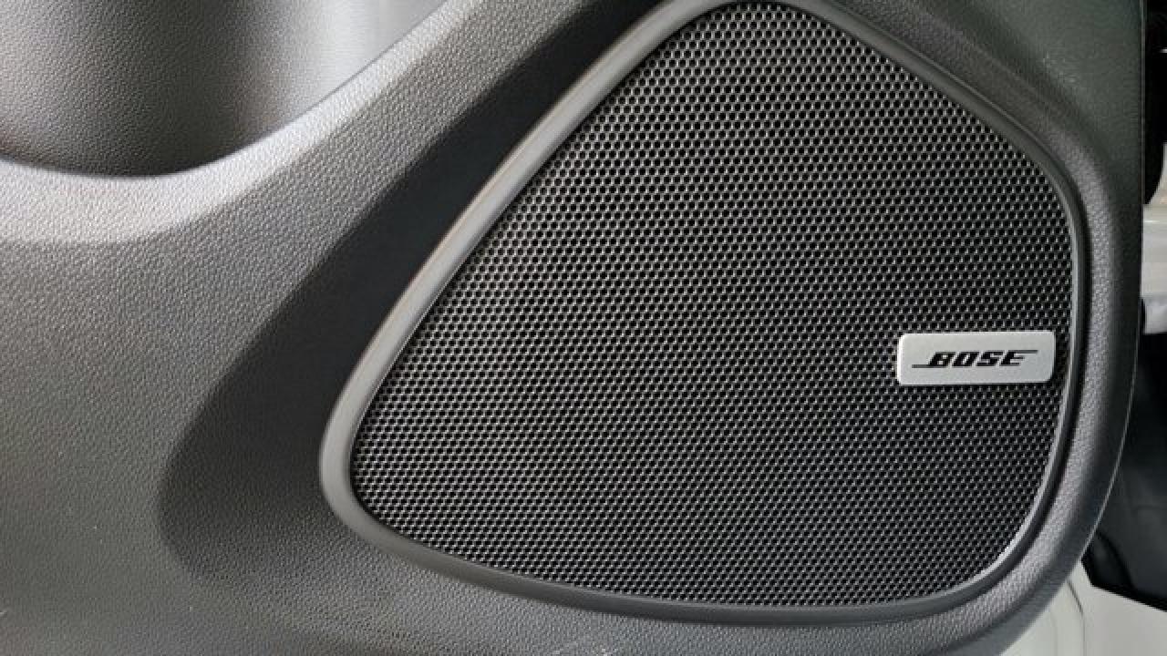12900380