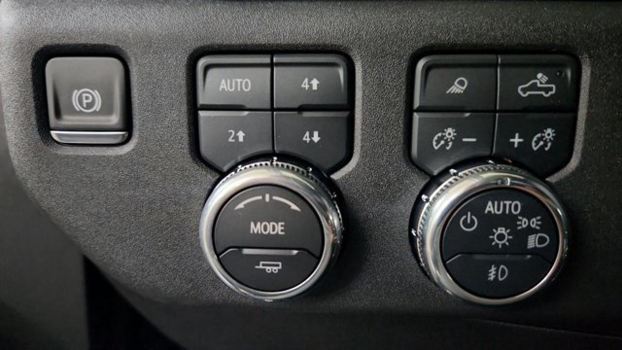 12900413