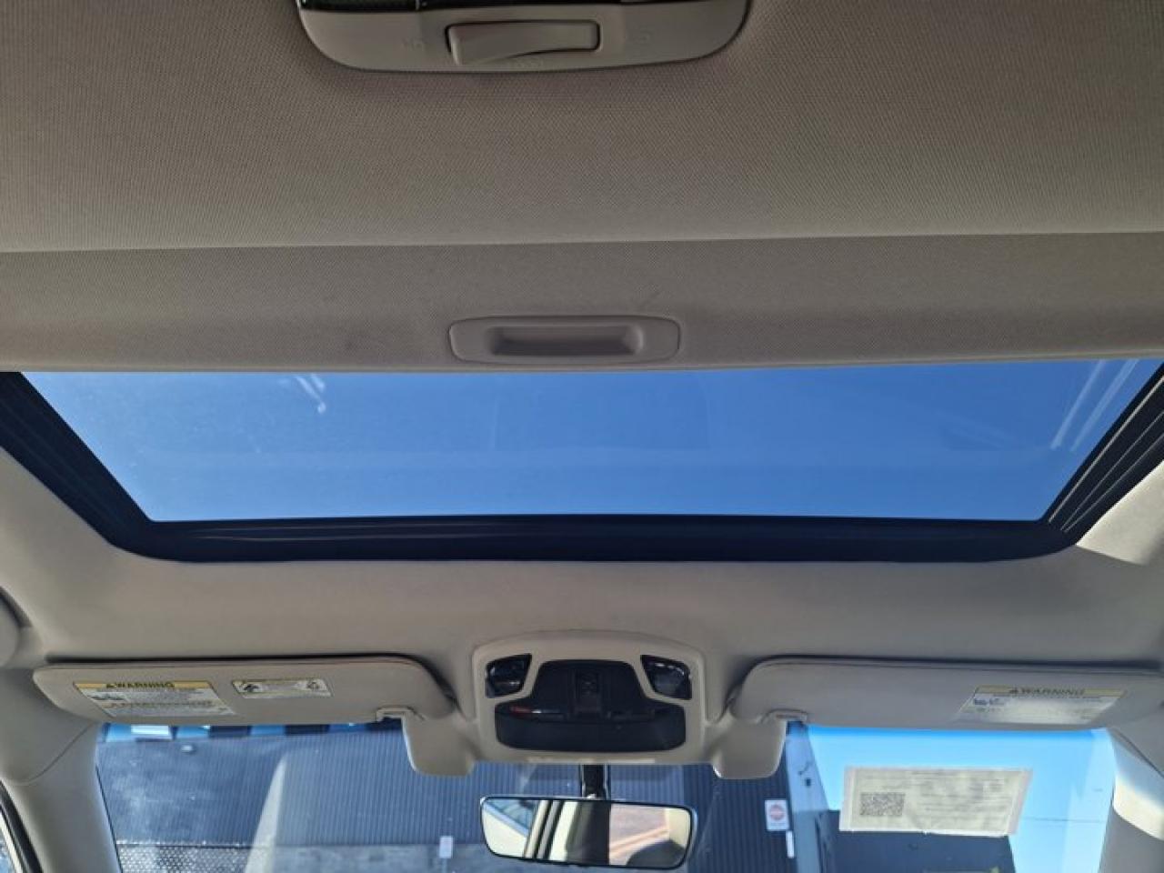 2022 Subaru Outback Limited XT AWD | Leather | Navi | Sunroof | Heated Seats + Steering | Cruise | and More ! Photo