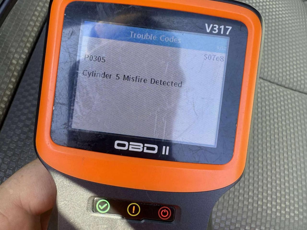 12900476
