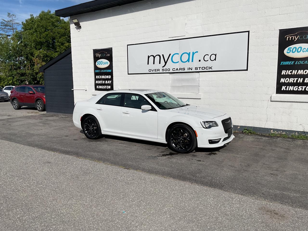 Used 2023 Chrysler 300 Touring-L for sale in North Bay, ON