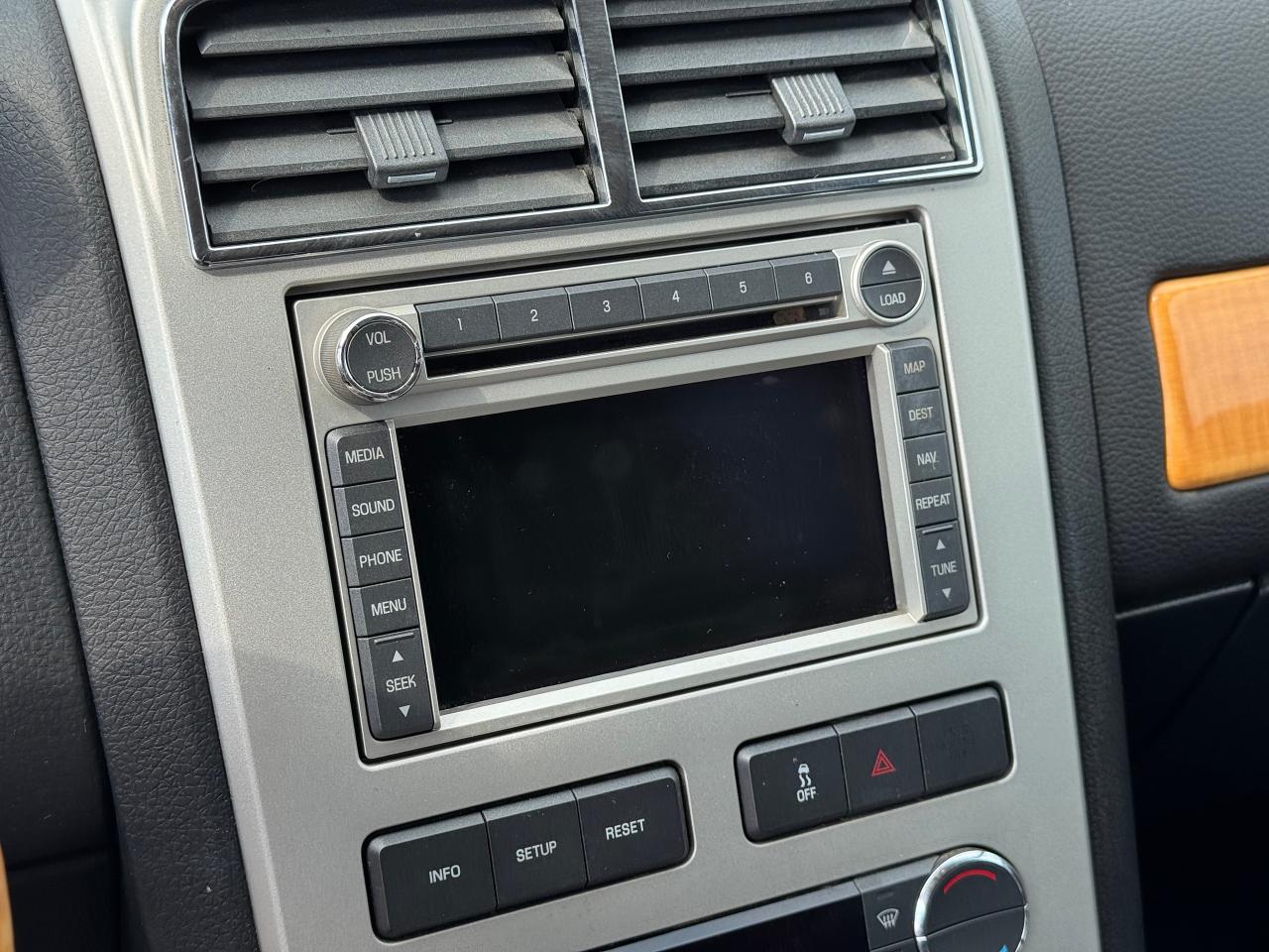 2008 Lincoln MKX AWD **HEATED AND COOLED SEATS** - Photo #21