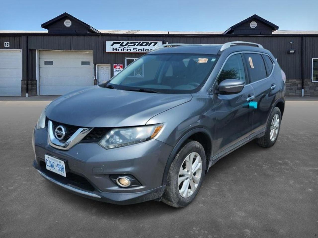 Used 2015 Nissan Rogue SV for sale in Tilbury, ON