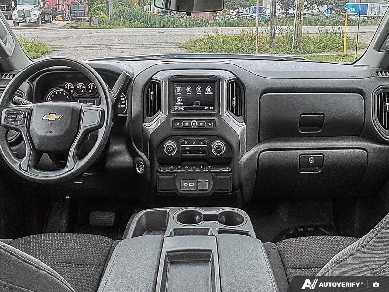 2023 Chevrolet Silverado 1500 Work Truck, LOW KM'S, LONG BOX, R/V CAM,PWR T/GATE Photo