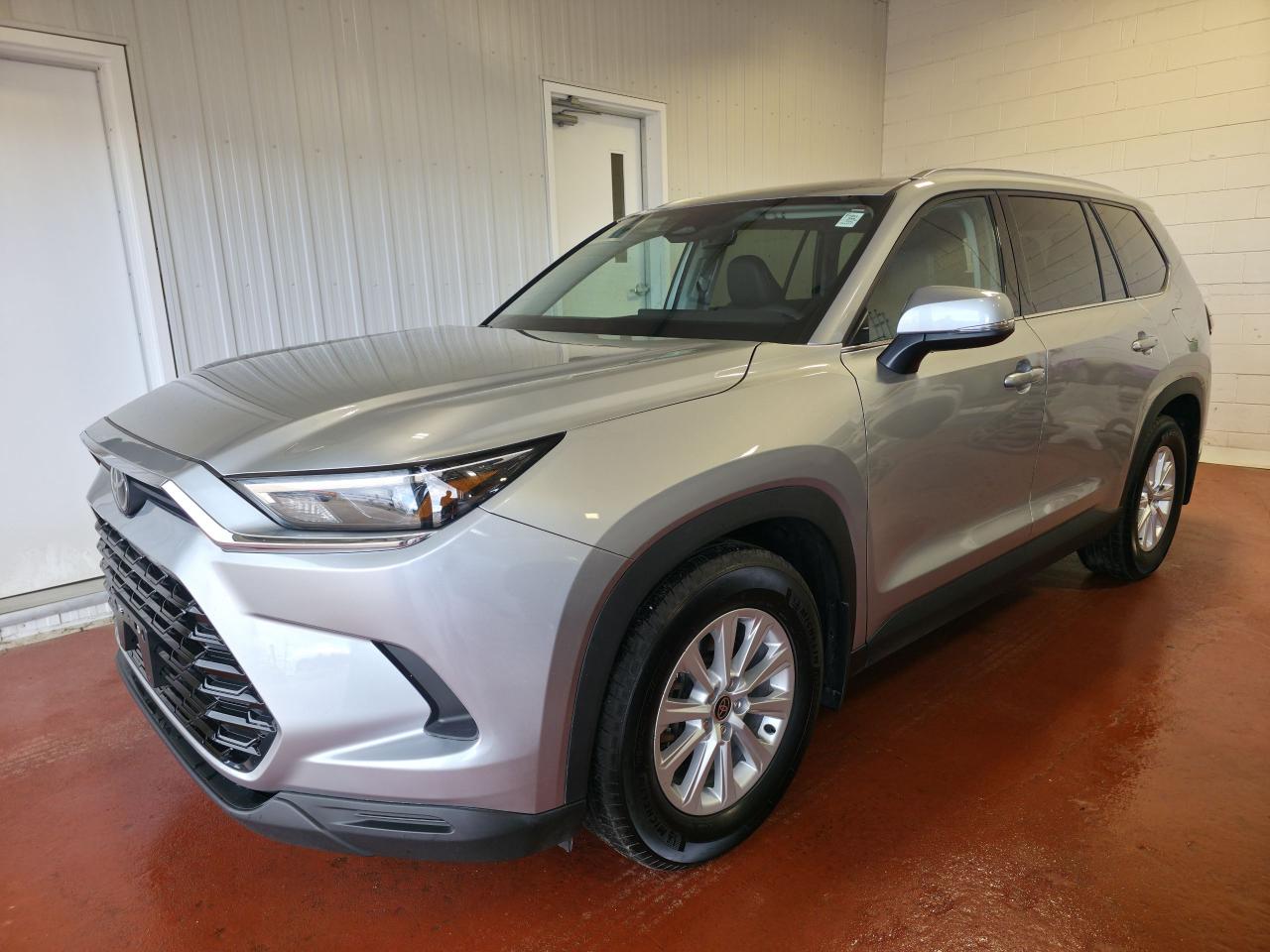 Used 2024 Toyota Grand Highlander XLE for sale in Pembroke, ON