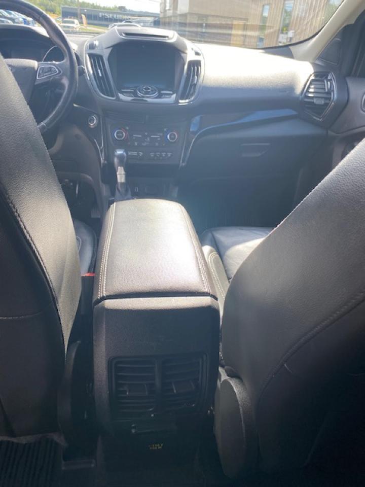 2018 Ford Escape Titanium - Photo #12