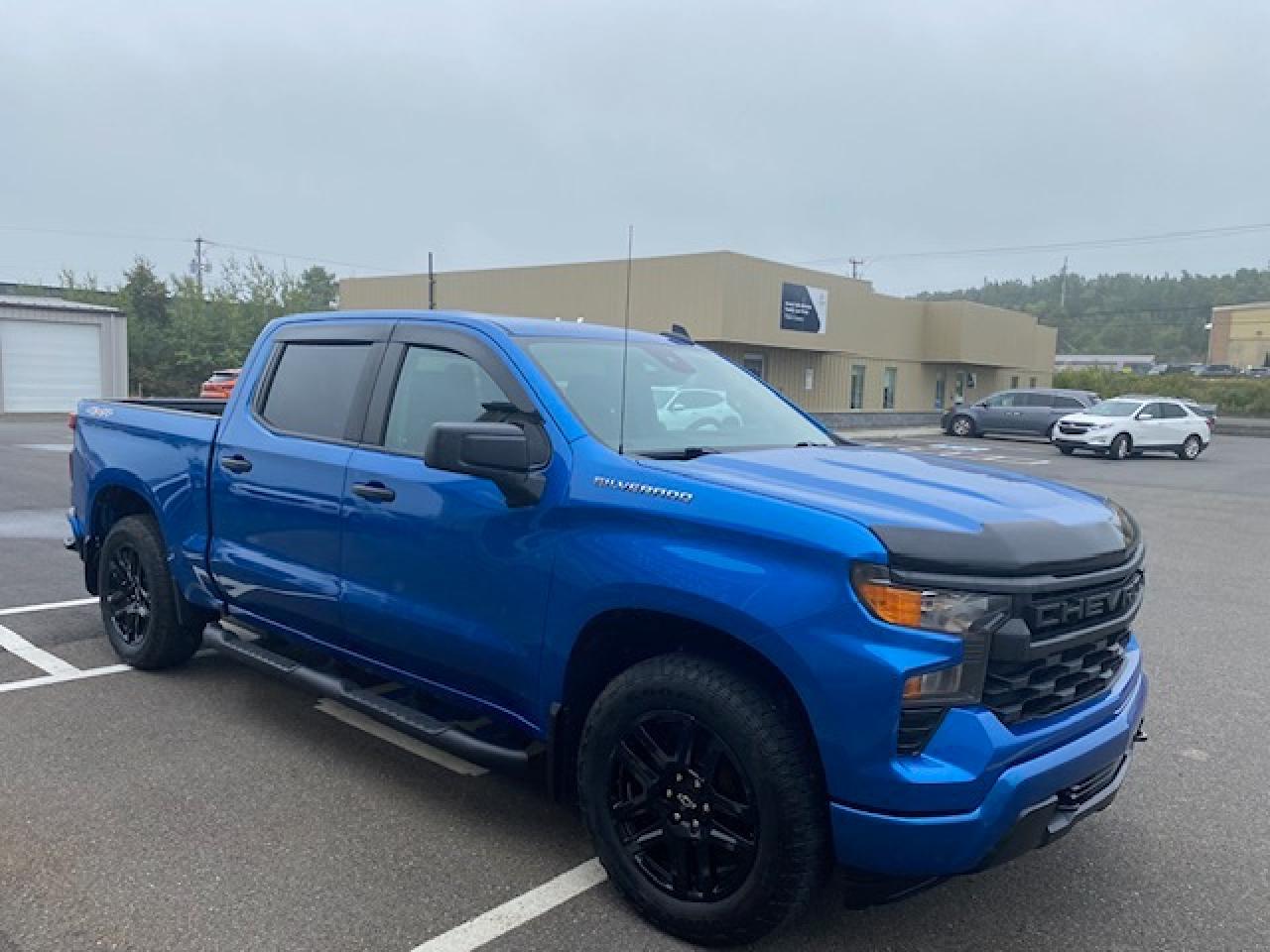 2022 Chevrolet Silverado 1500 Custom - Photo #2