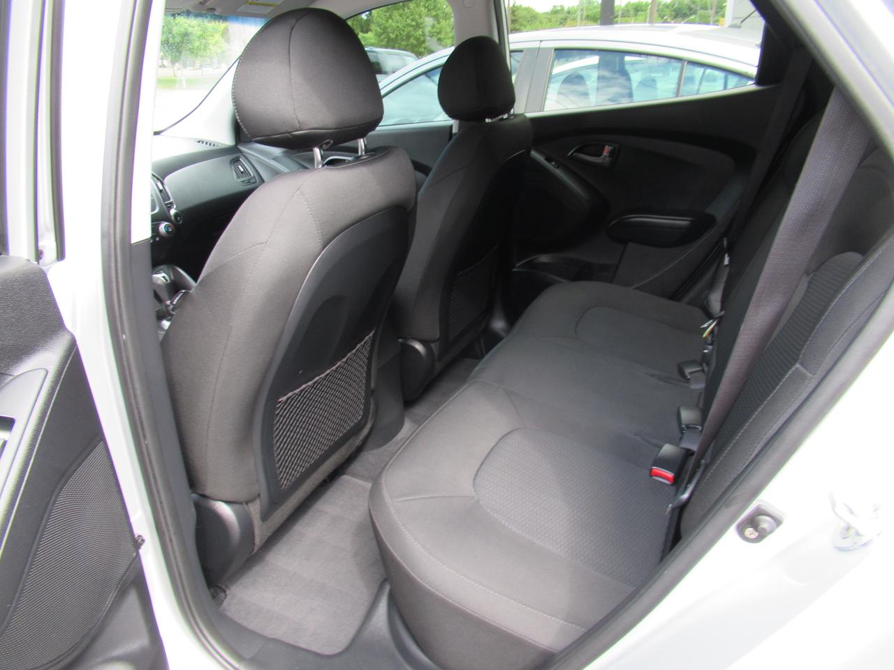 2015 Hyundai Tucson GL - Photo #8