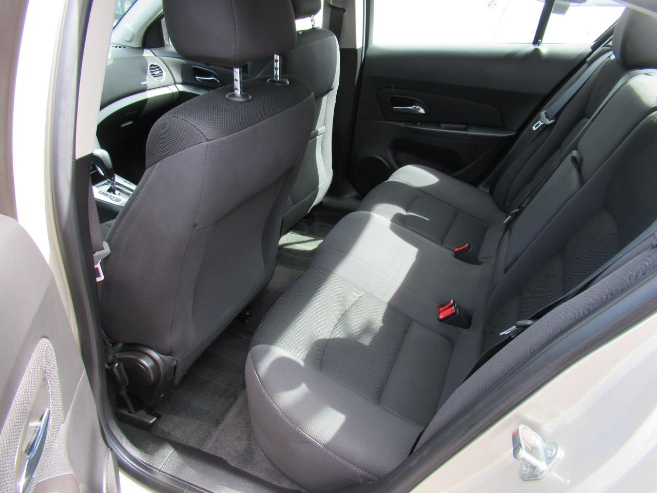 2014 Chevrolet Cruze 1LT - Photo #7