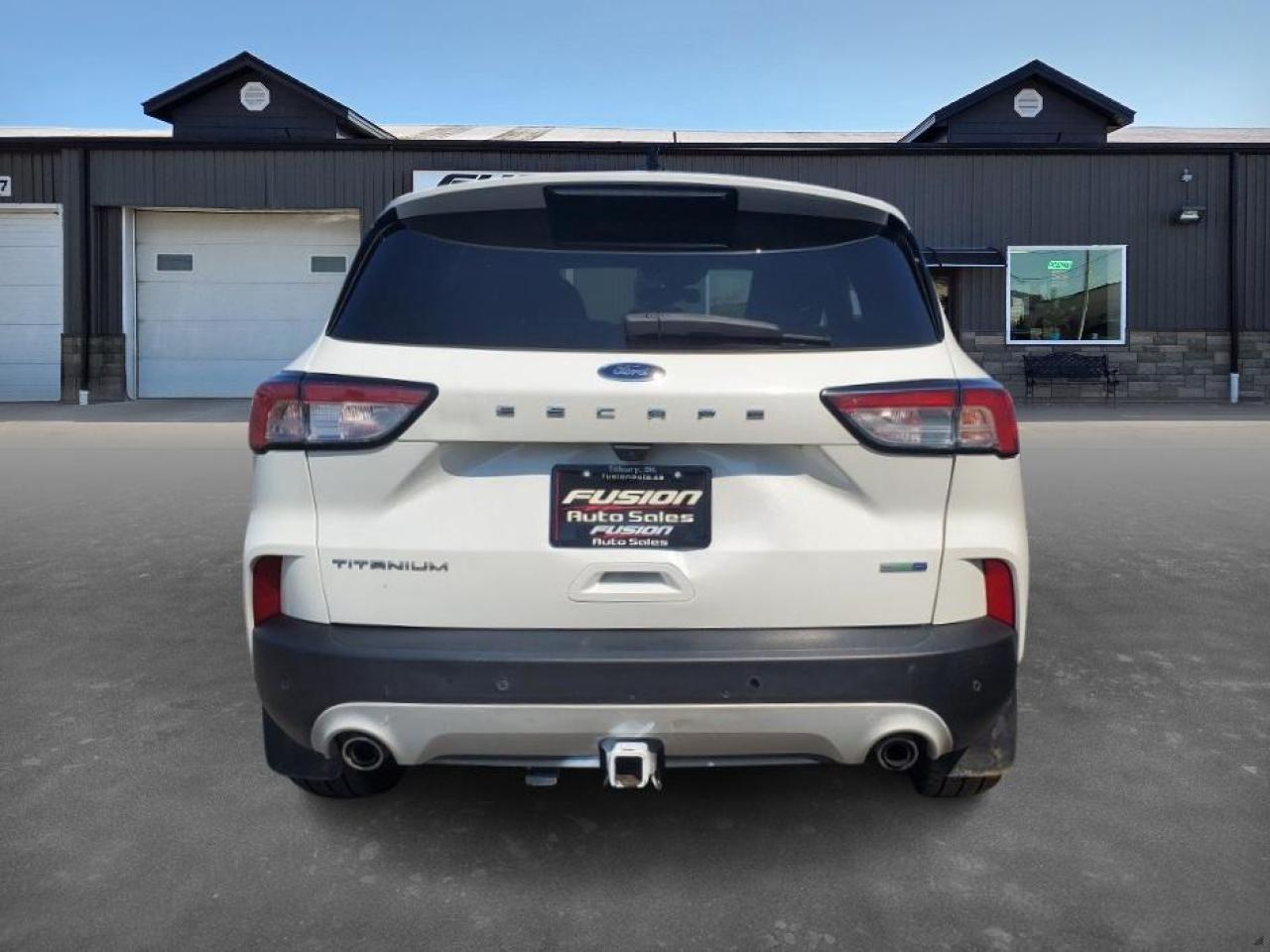 2020 Ford Escape Titanium AWD-LEATHER-PAN ROOF-NAVIGATION-REMOTE ST - Photo #4