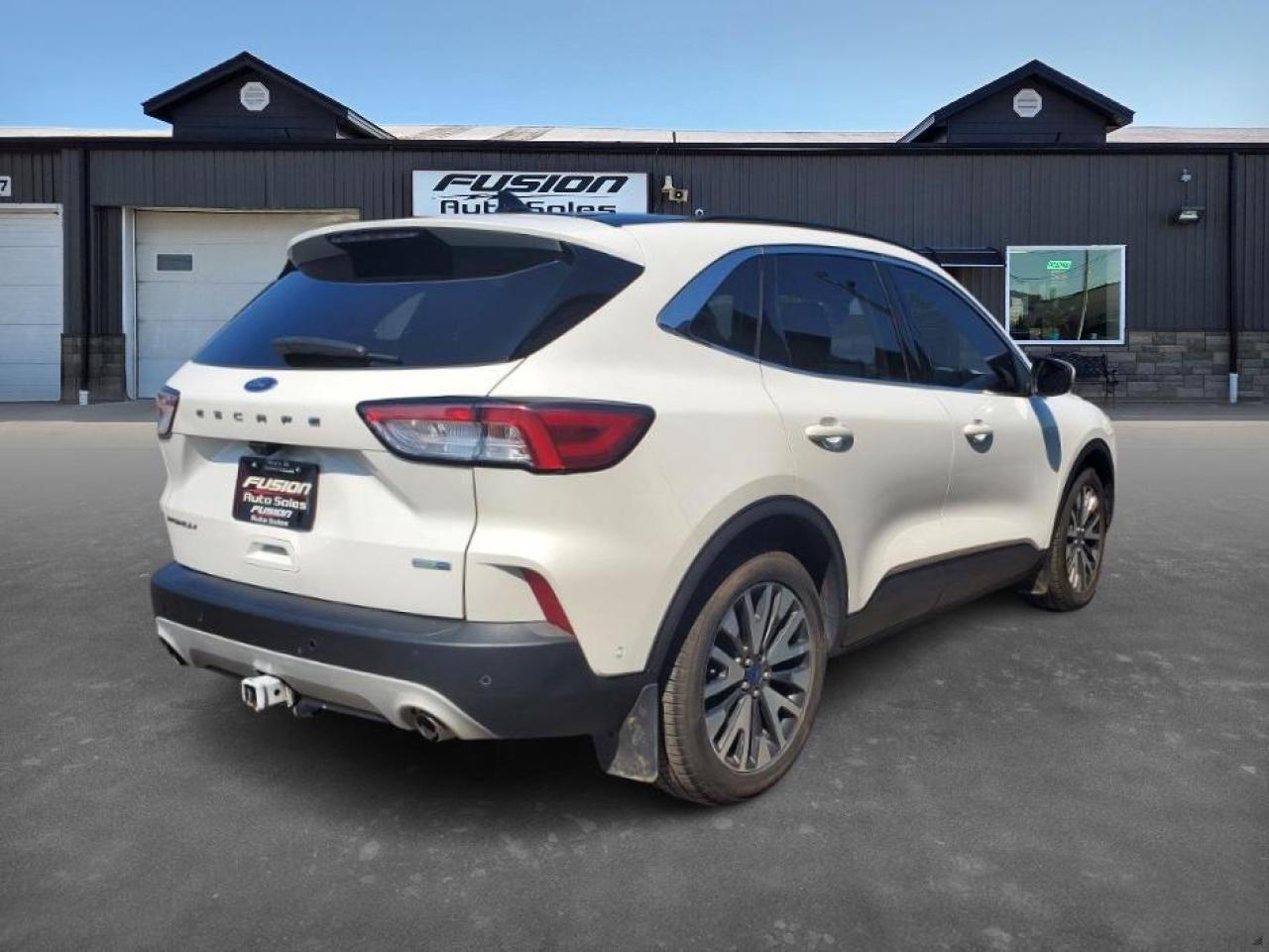 2020 Ford Escape Titanium AWD-LEATHER-PAN ROOF-NAVIGATION-REMOTE ST - Photo #5
