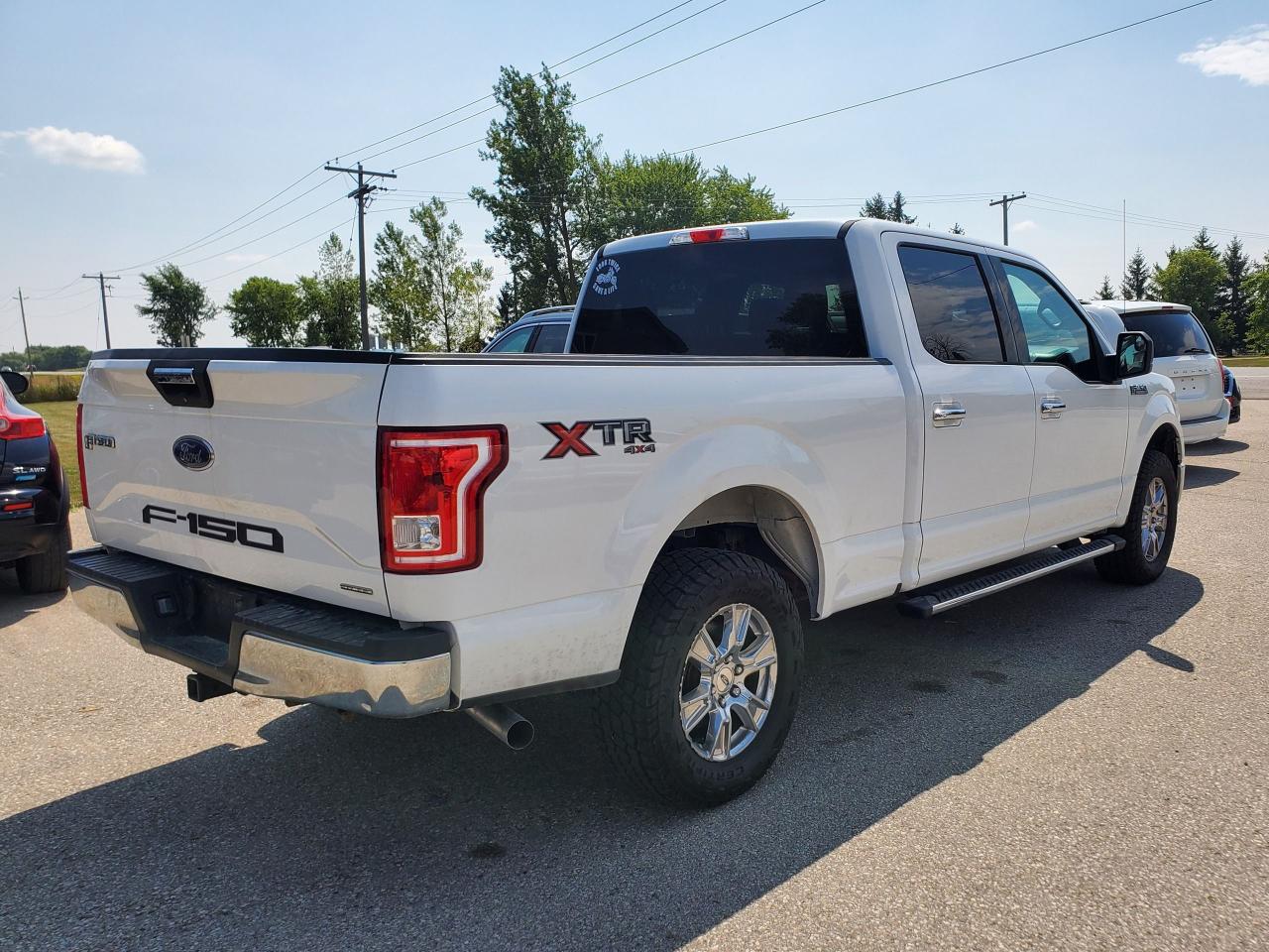 2016 Ford F-150 XLT Photo2