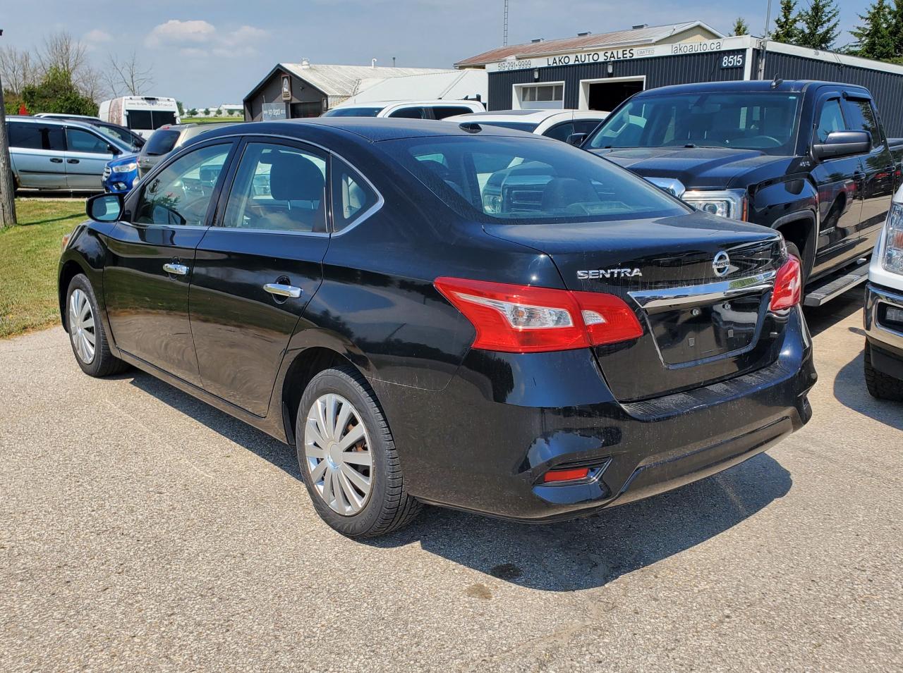 2017 Nissan Sentra SV - Photo #2