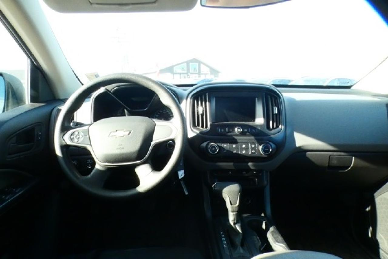 2020 Chevrolet Colorado 4WD Work Truck V6 w/Power cloth seats, BUC - Photo #11