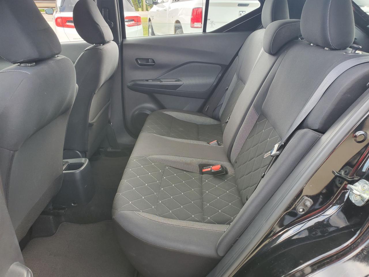 2020 Nissan Kicks S Photo