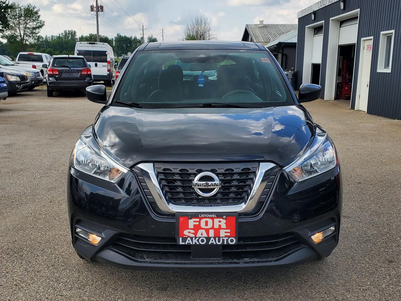 2020 Nissan Kicks S Photo